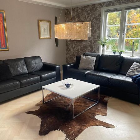 Apartment Uddevalla Bohuslaen Bubbelbad Екстериор снимка